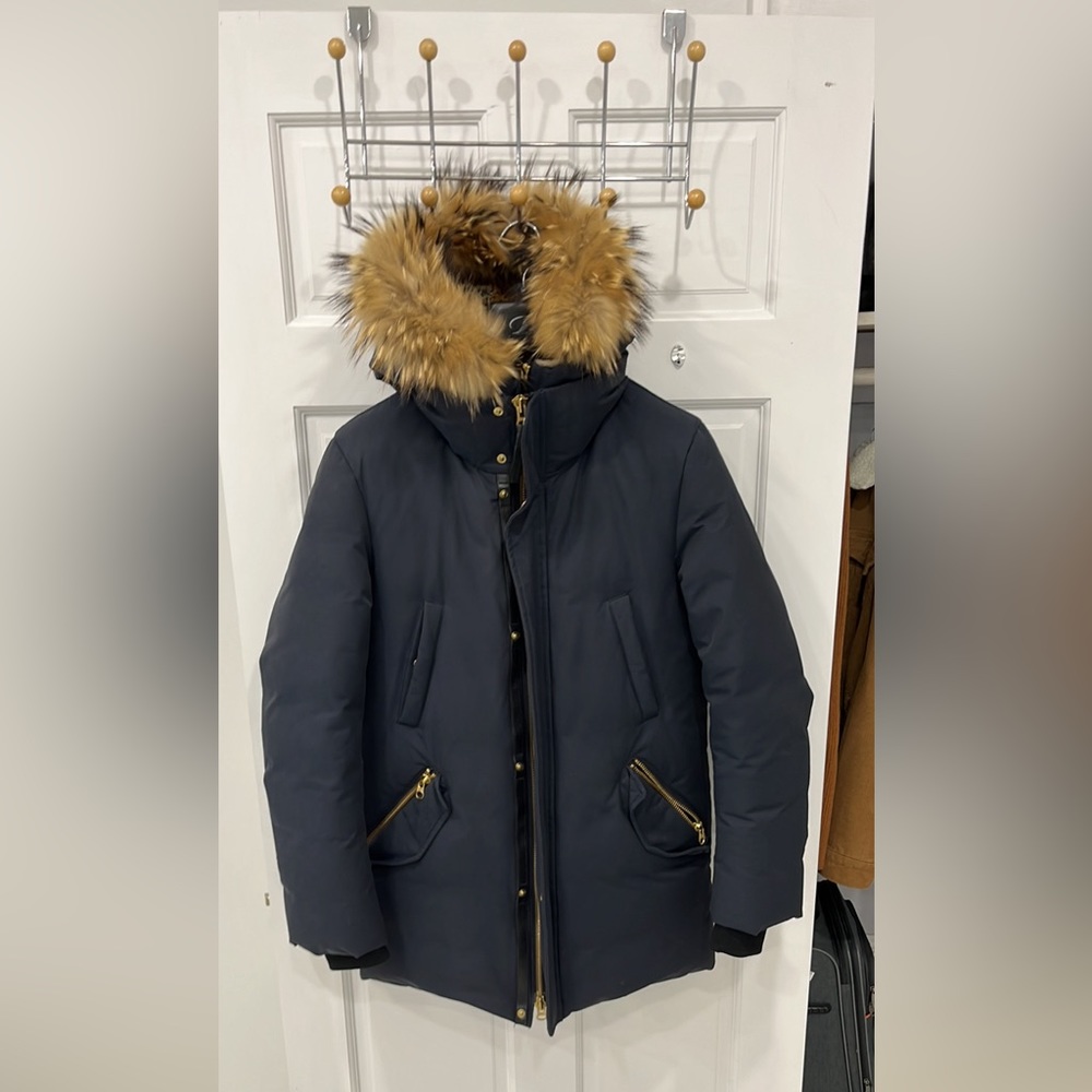 Size 36 Men’s Mackage Parka Dixon will fit men around 5’10 2021